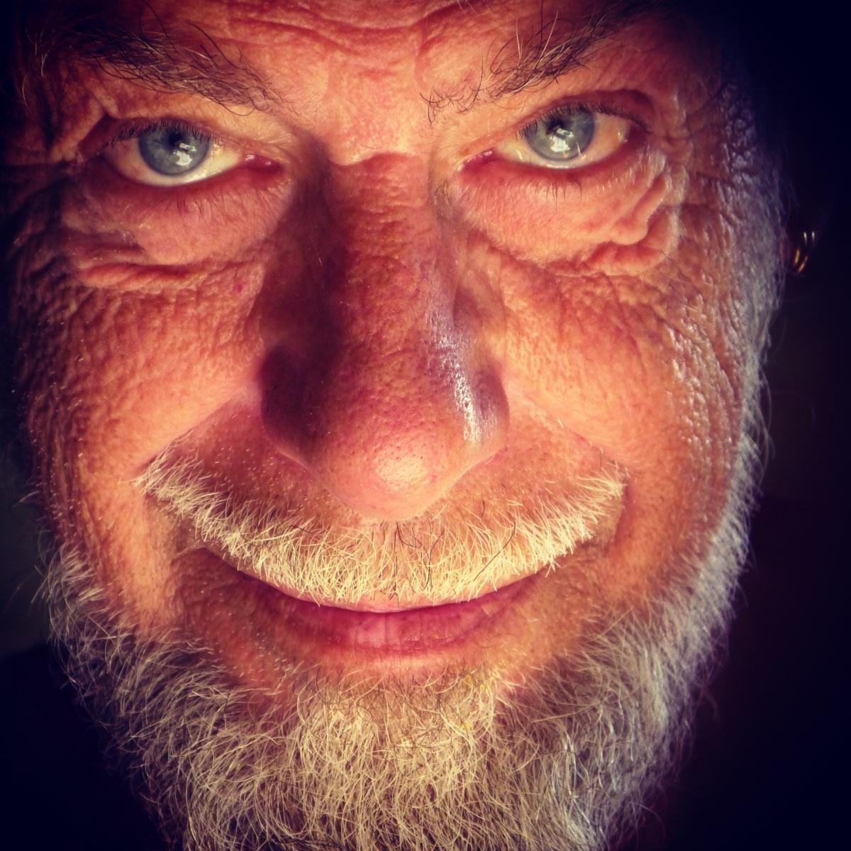 【坐脸】图片免费下载_坐脸素材_坐脸模板