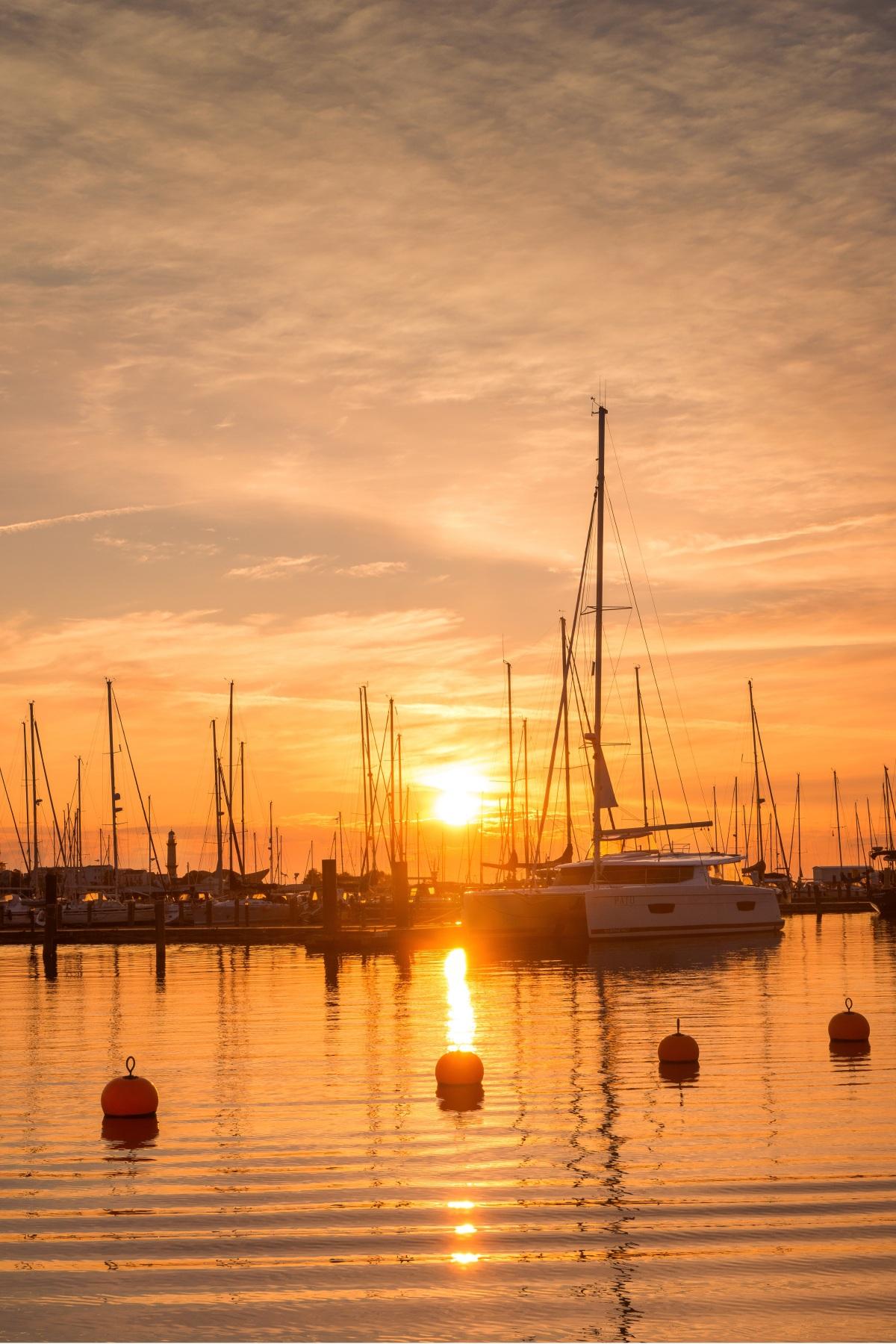 钻探平台唯美图片