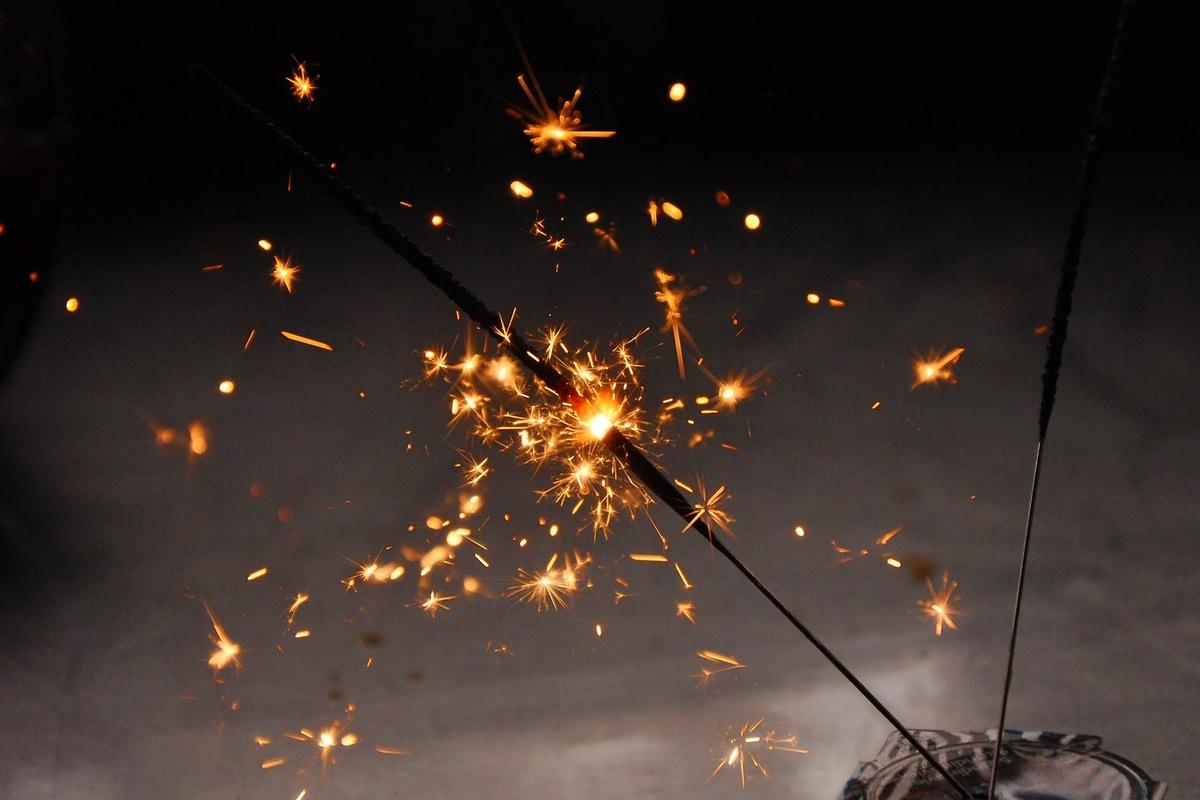 圣诞树简笔画图片-圣诞树简笔画图片素材免费下载